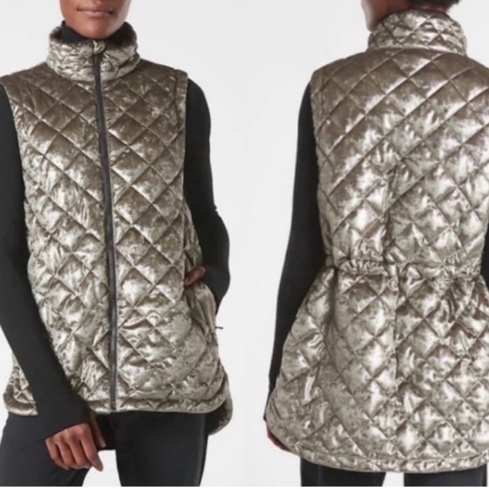 Athleta Whisper Metallic Silver Puffer Vest Sz S EUC